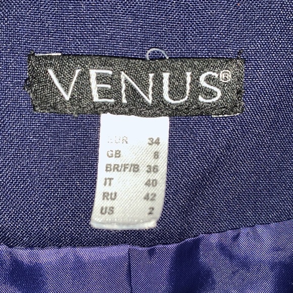 Poly Navy Suit! - Picture 2 of 4